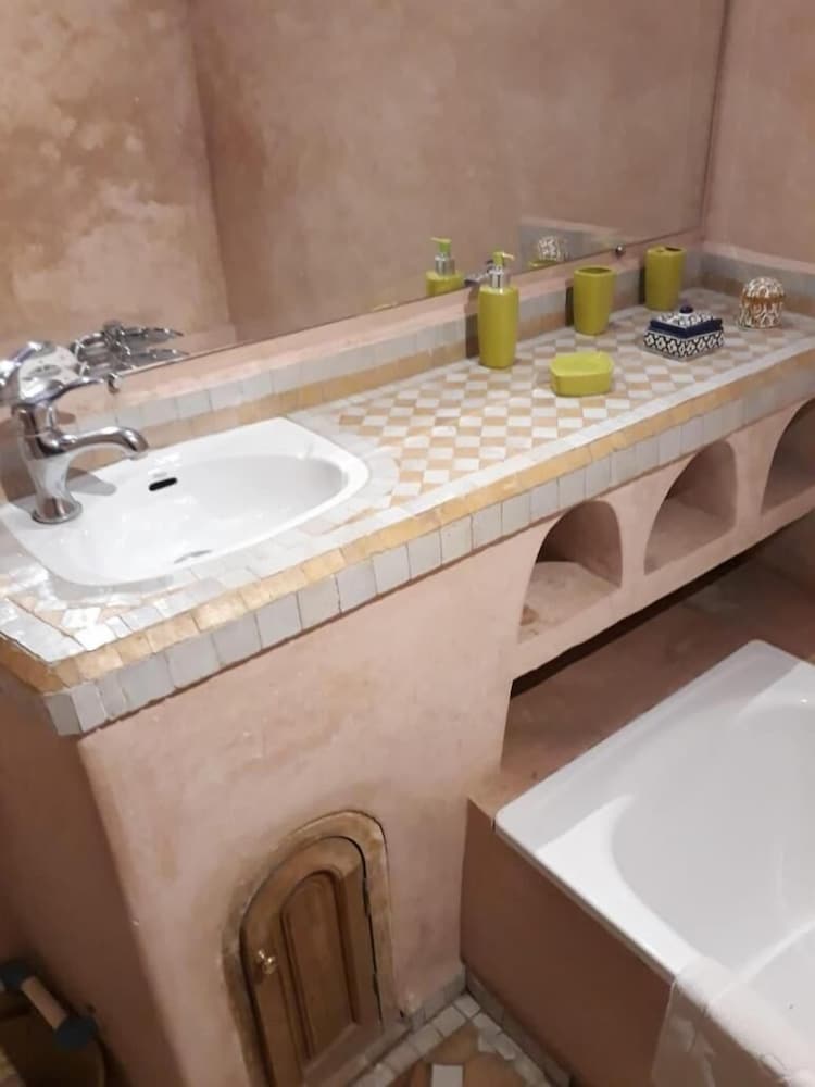 RIAD LE SUCRIER DE FES 67/68