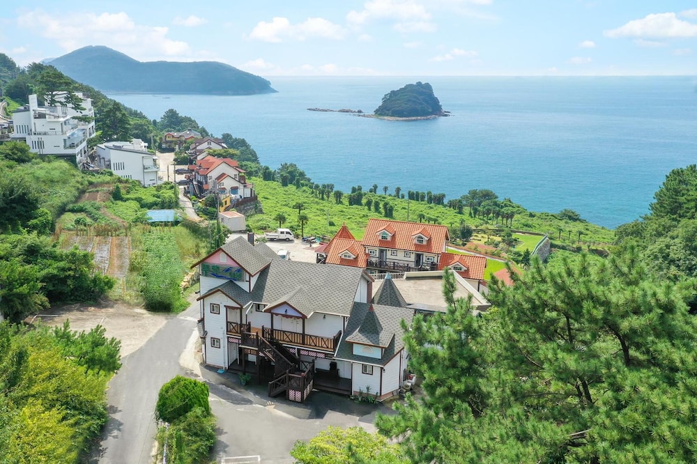 Geoje Blue Neoul Pension 40/50