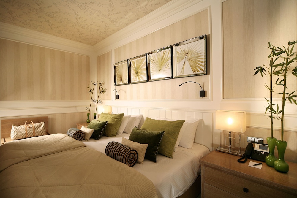 rooms