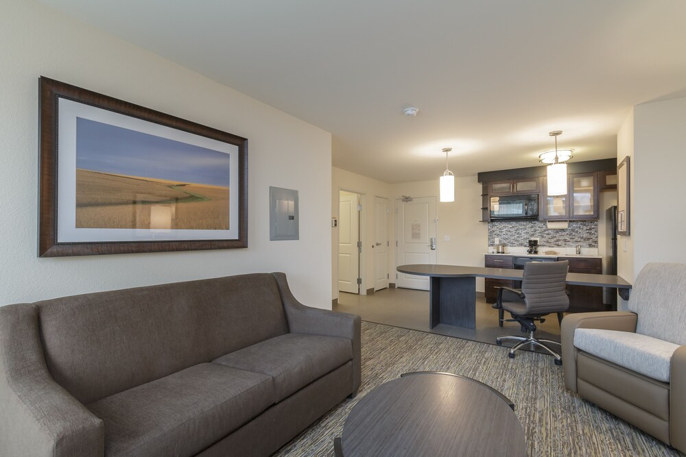 Candlewood Suites Mishawaka 30/42