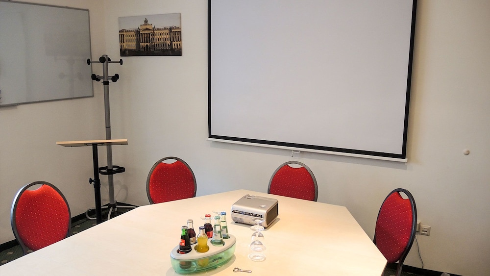 Hotel Furstenhof 33/50