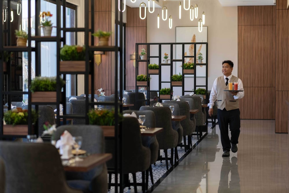 فندق ورويك الجبيل(Warwick Al Jubail Hotel) 55/70