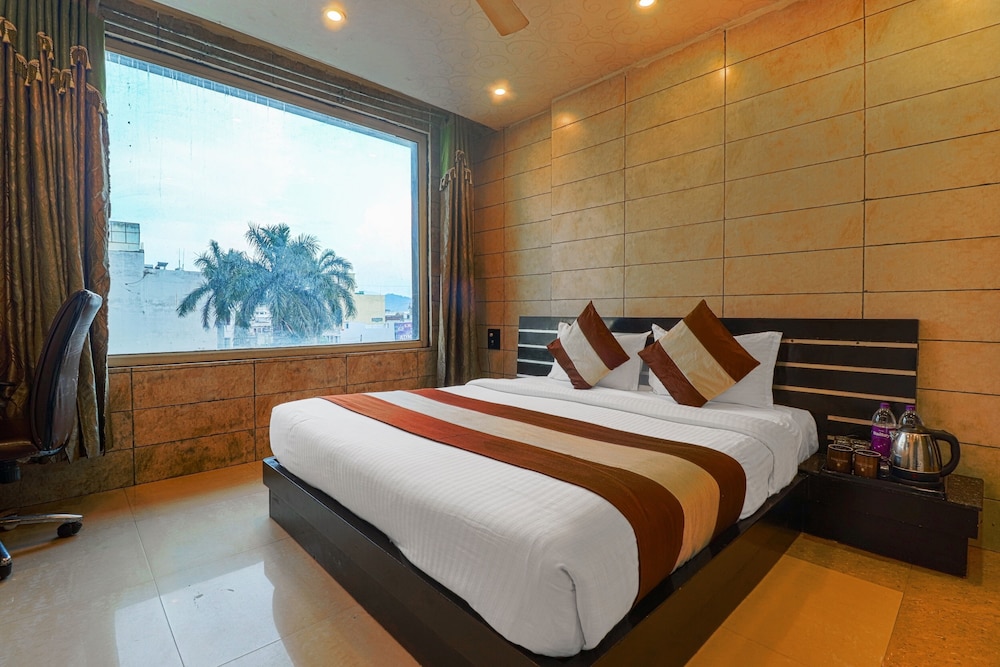 HOTEL GRAND SHIVA 26/50