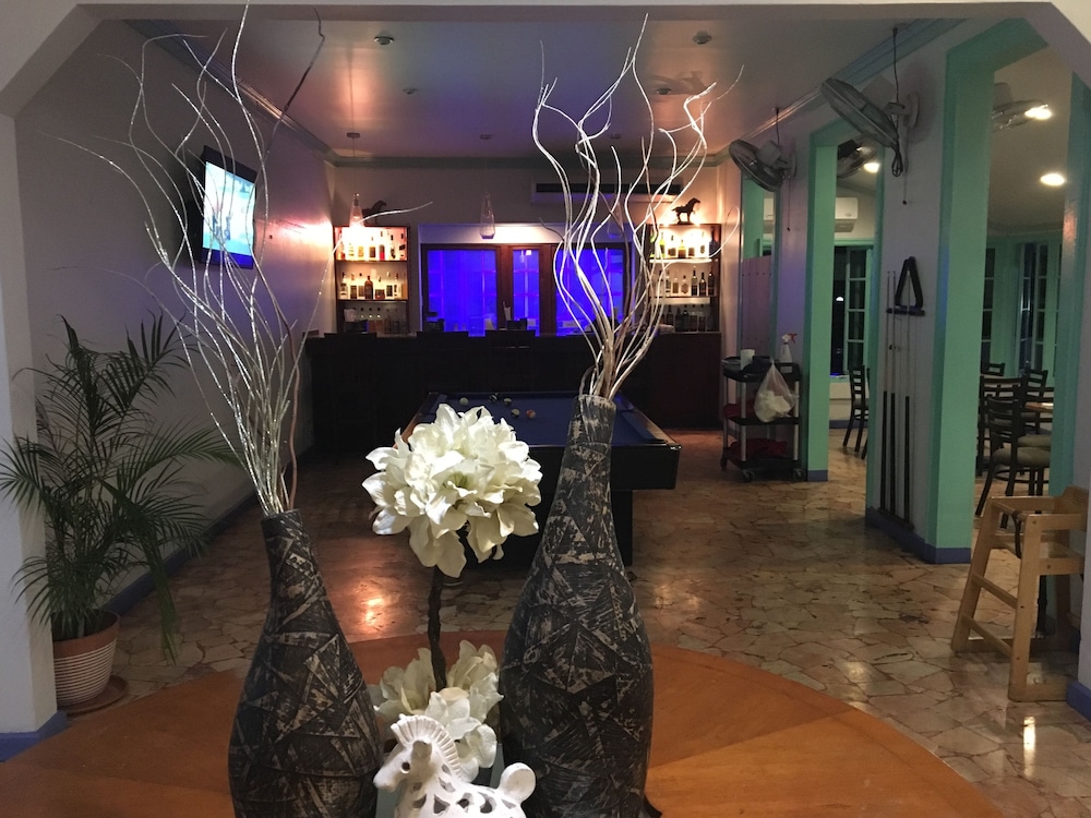 Tobys Resort 10/33