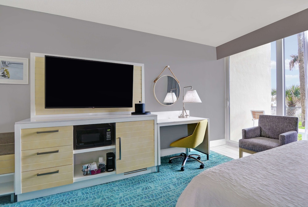 Hampton Inn Jacksonville Beach 23/57