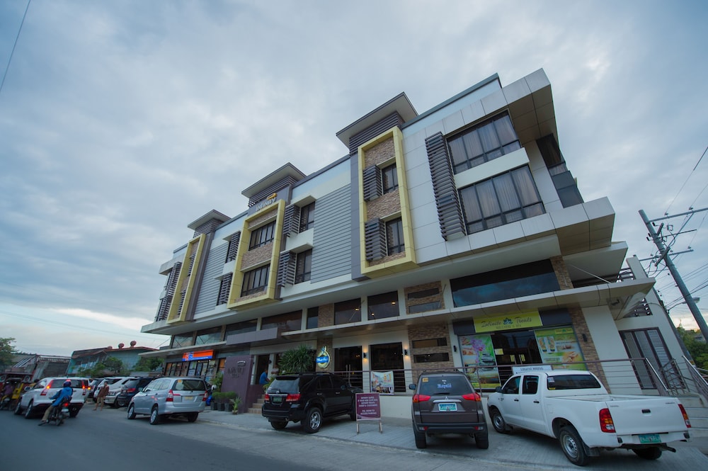 Infinity Suites 43/45