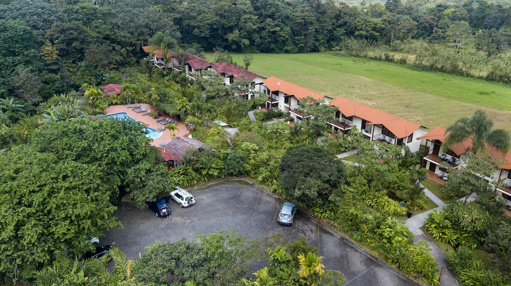 CASA LUNA HOTEL 65/74