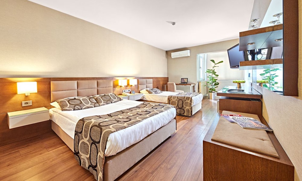 The New Hotel Zeybek 22/74