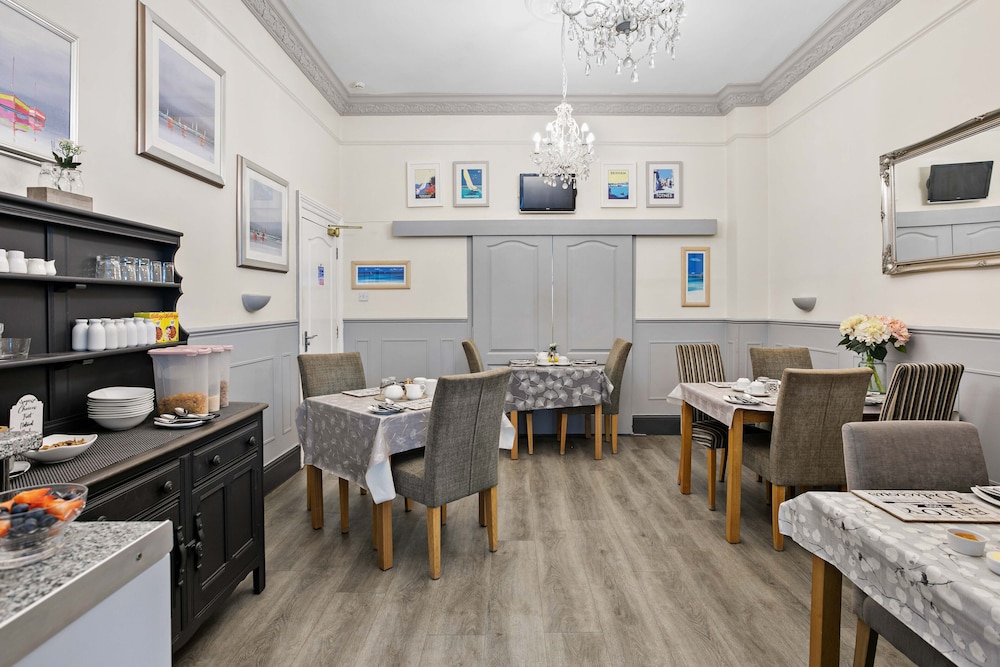 Cherwood Hotel 27/50