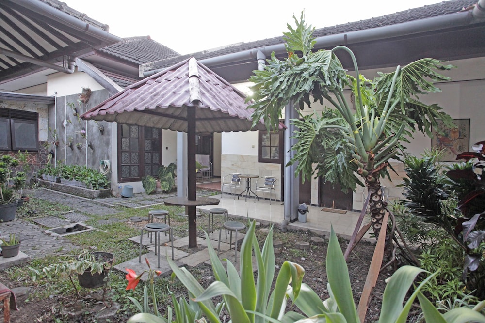 Reddoorz @ Soekarno Hatta 2 25/26