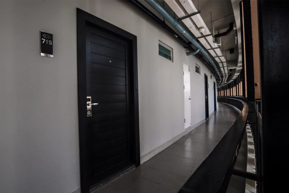 Get Zleep Premium Budget Hotel 32/59