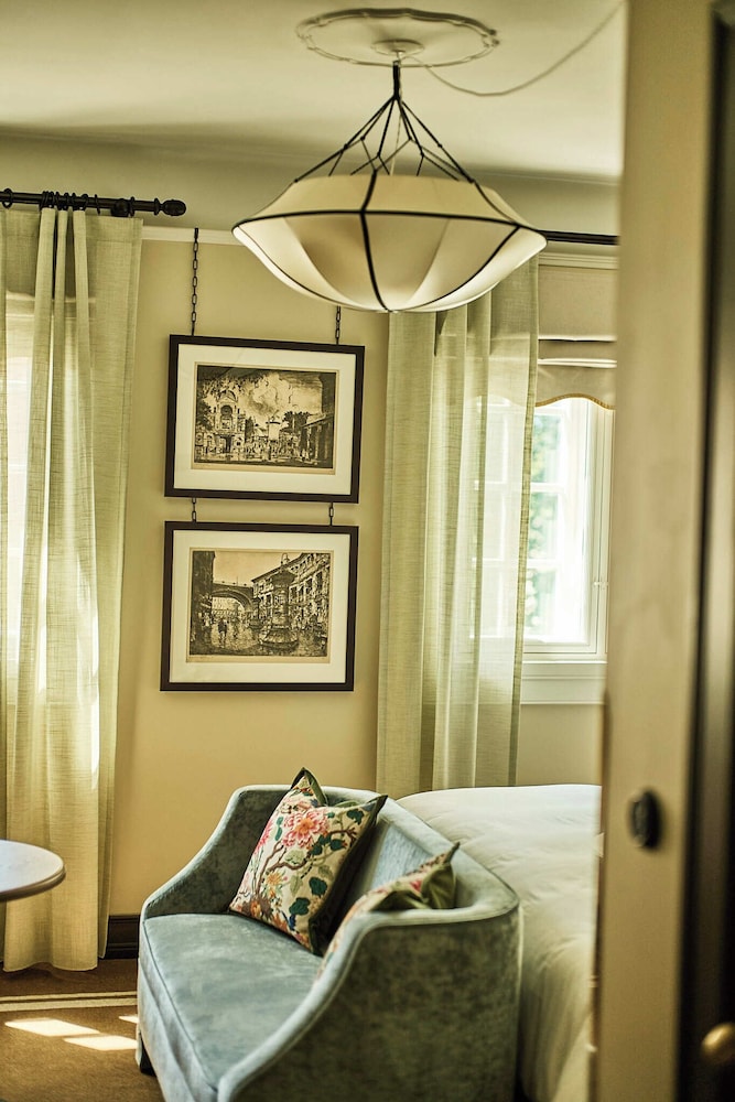 Superior, King Bed