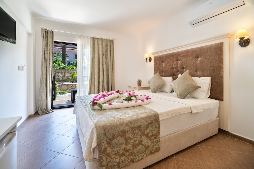Ata Lagoon Beach Hotel 16/50