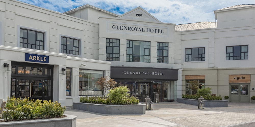 Glenroyal Hotel & Leisure Club 67/68