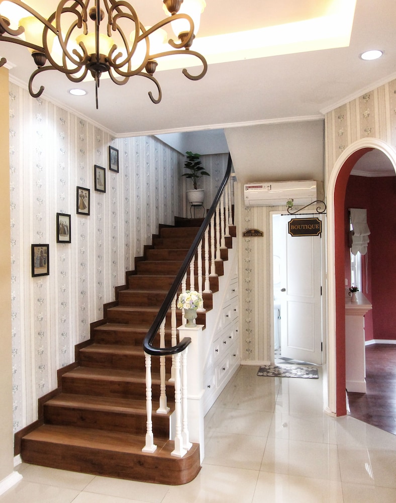 Omah Madam Bed & Breakfast 21/44