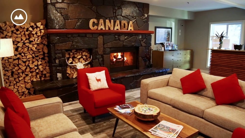 Basecamp Lodge Canmore 44/63