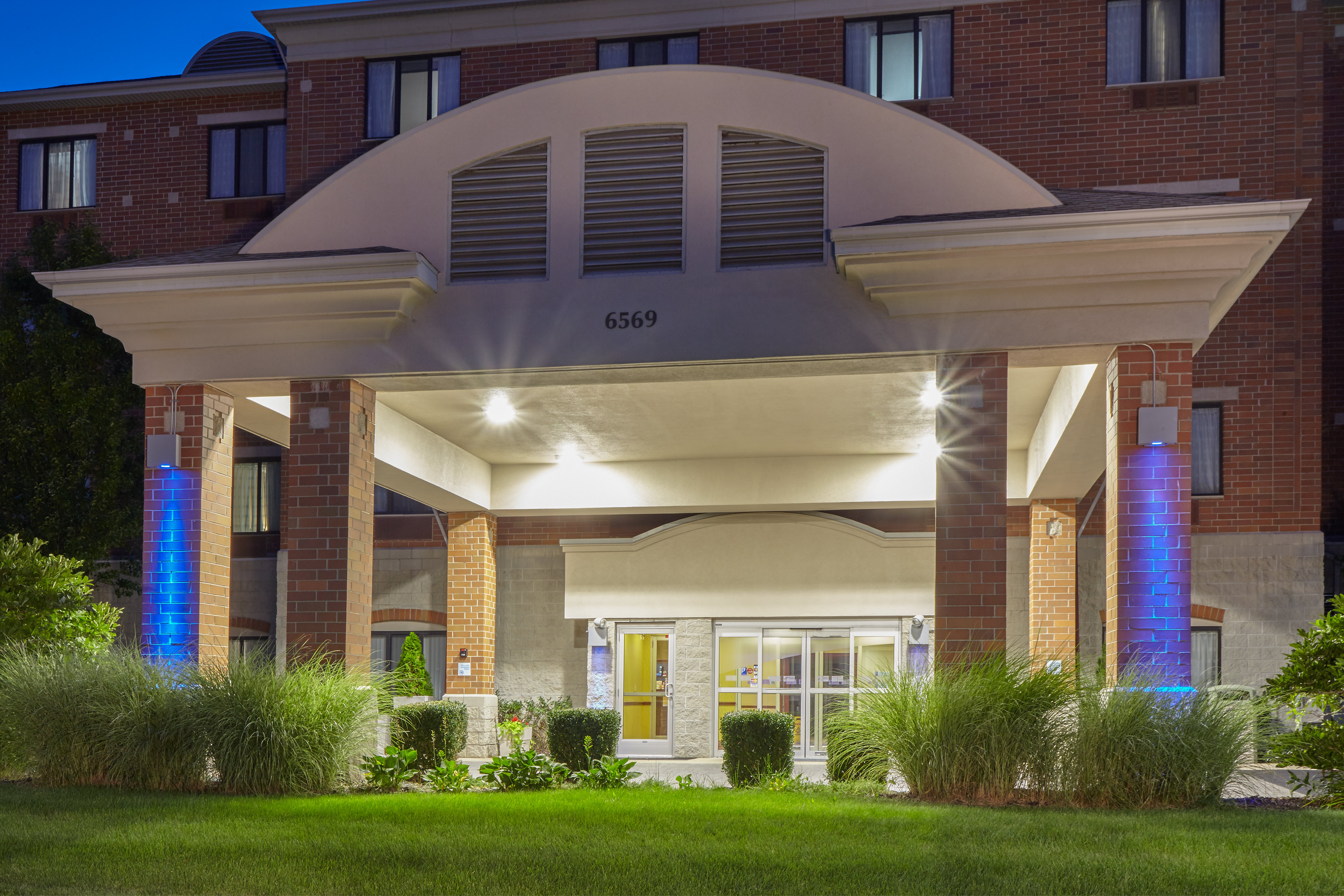 Holiday Inn Grand Rapids South 1/39