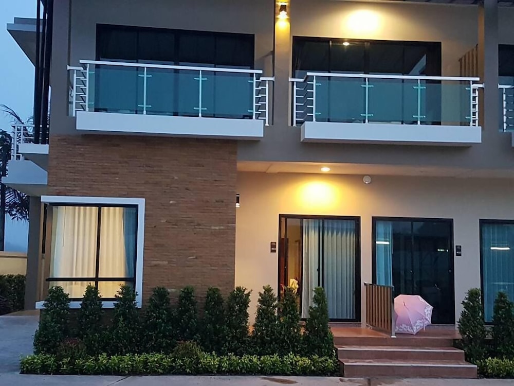 Smile Resort Thungsong 2/46