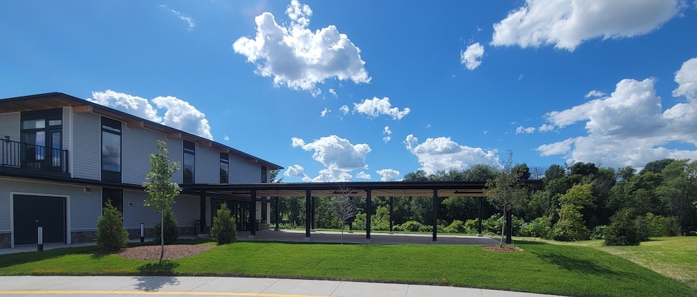 Watershed Hotel 35/48