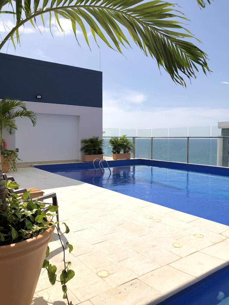 Wyndham Garden Cartagena 25/50