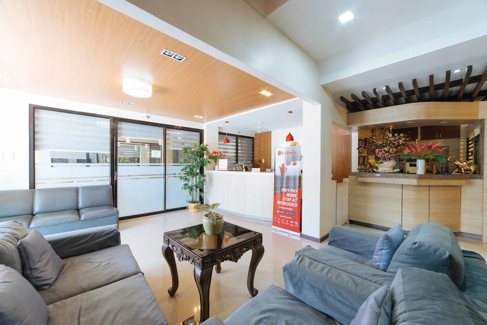 Reddoorz Plus Poblacion District Davao 23/32