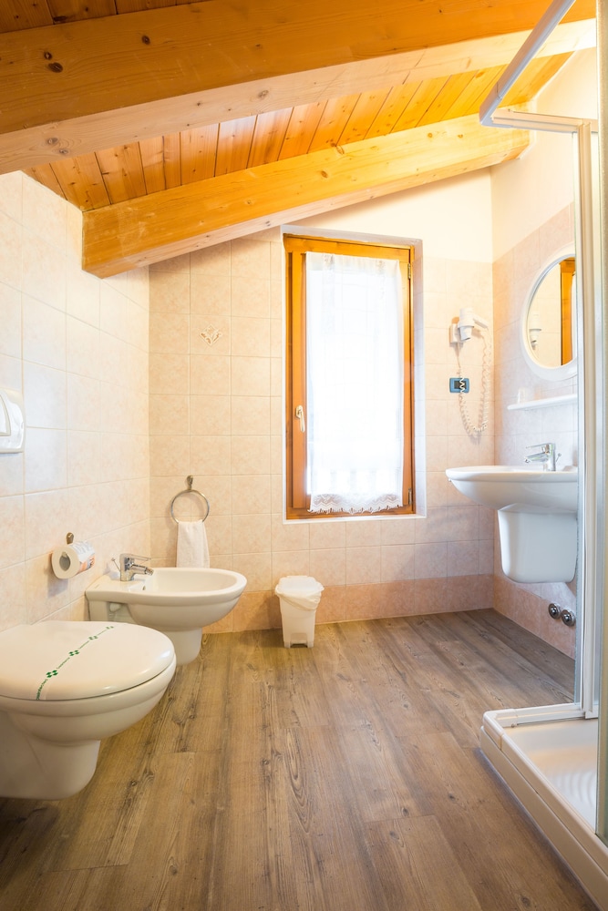 Albergo Maggiorina 29/34
