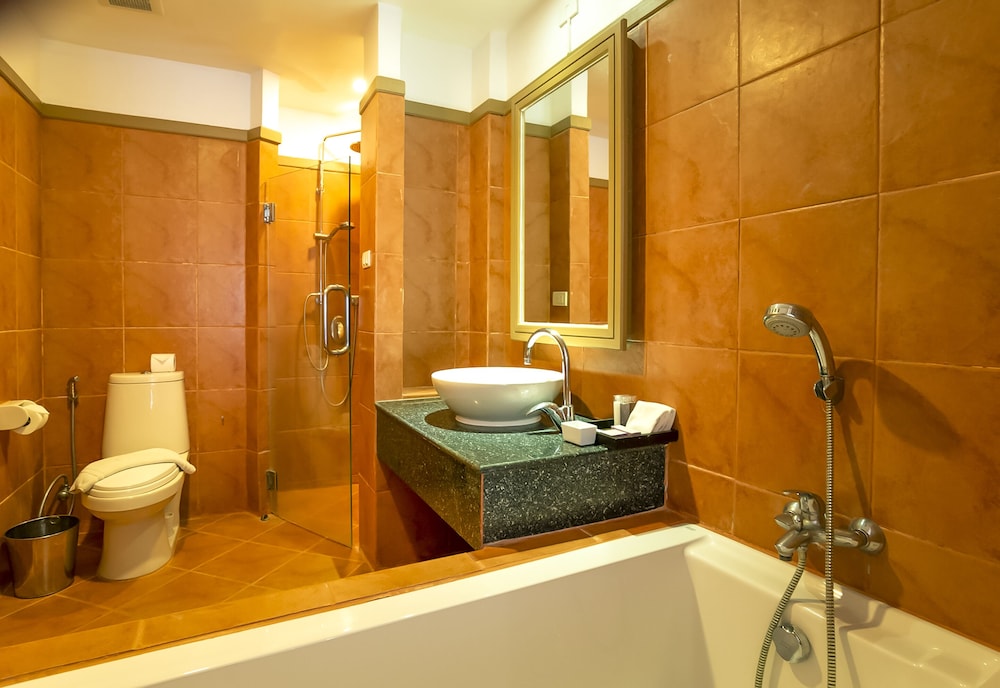 The Sun Club Khao Lak by Katathani 60/63