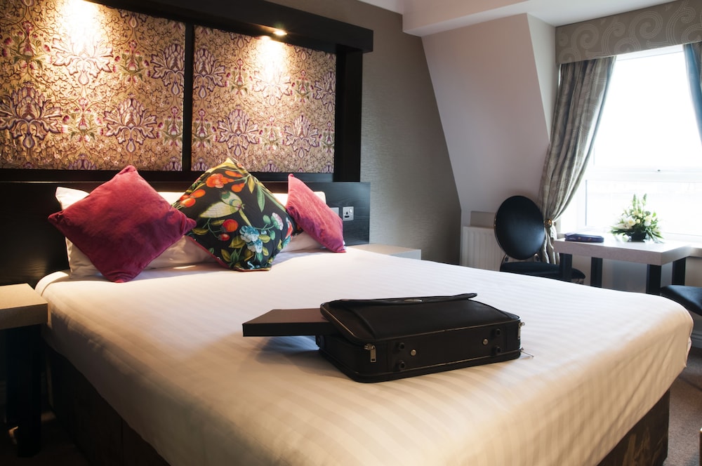 Flannerys Hotel Galway 25/60