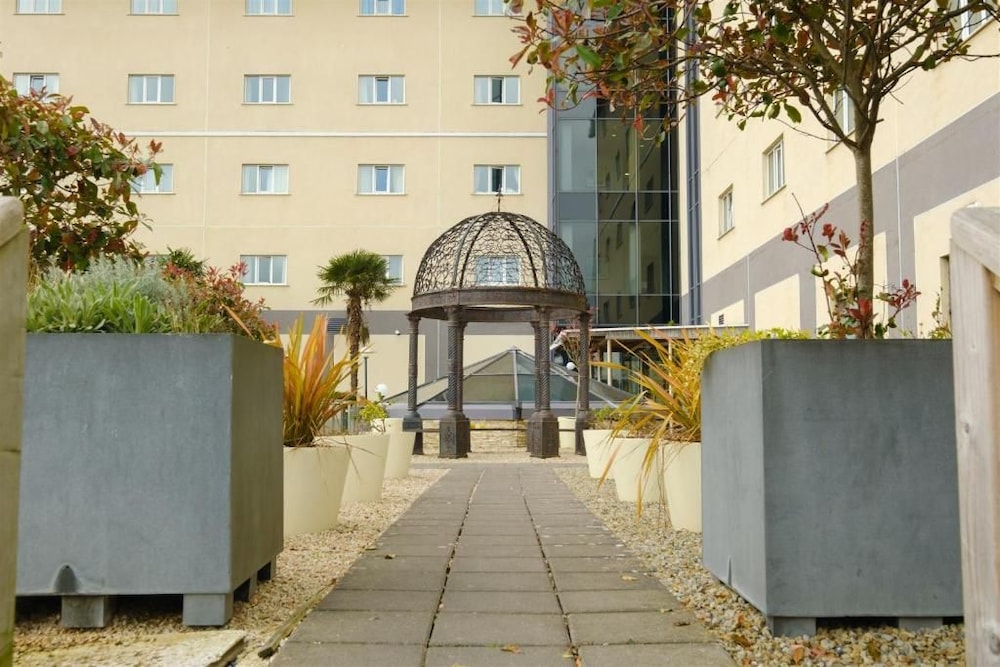Talbot Hotel Carlow 49/50