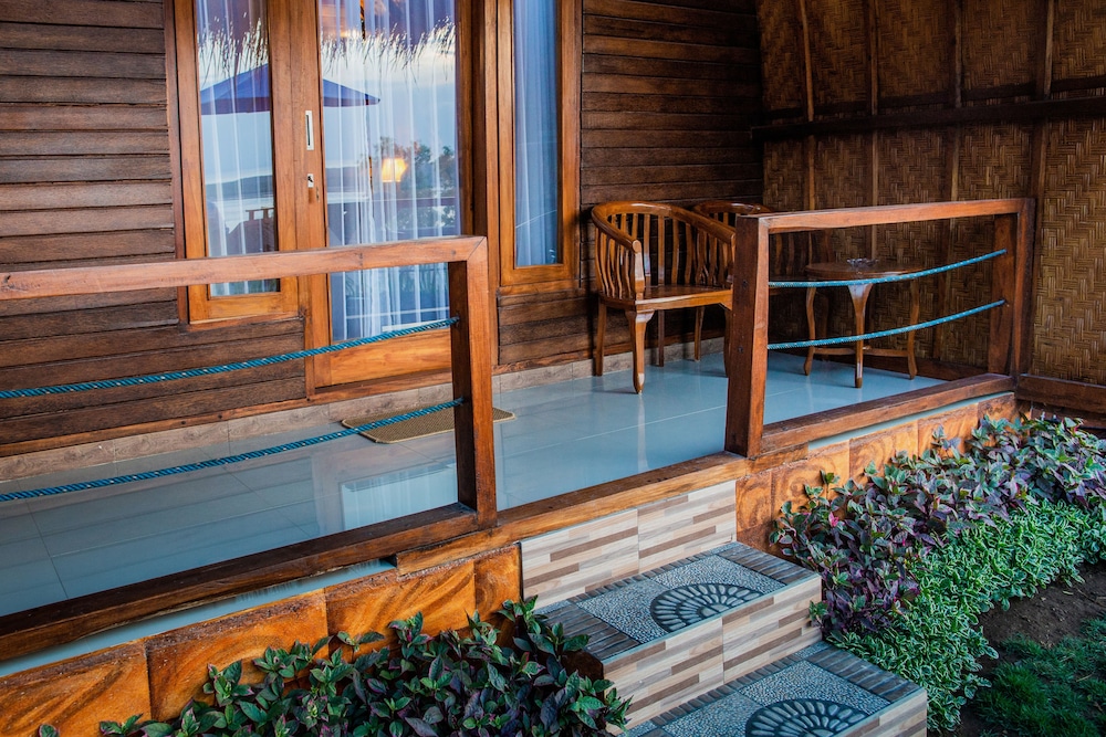 Sundi Ocean Bungalow by ABM 11/33