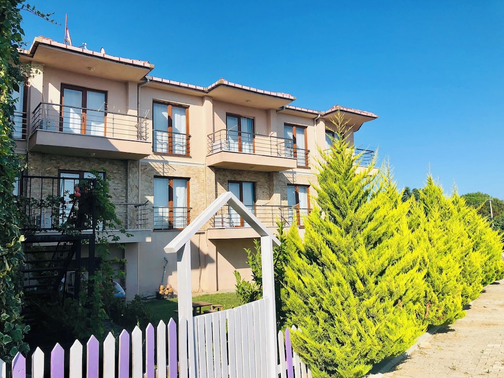 Poyraz Konuk Evi 2/44