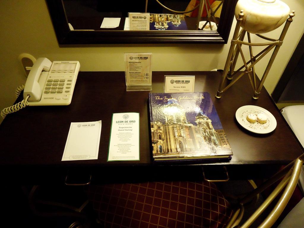 LEON DE ORO INN & SUITES 14/18