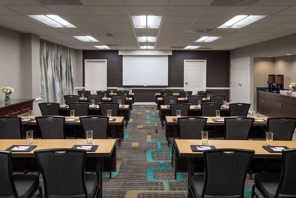 Sonesta Es Suites San Francisco Airport Oyster Point Waterfront 43/57