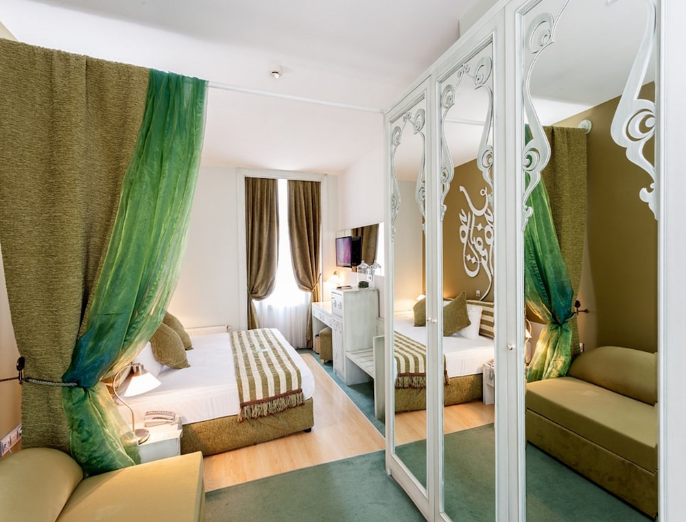 Adamar Hotel Special Category 22/66