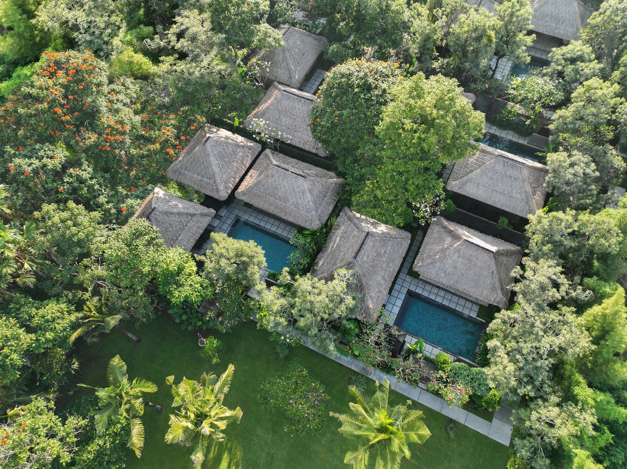 2 Bedrooms, Villa, with Pool