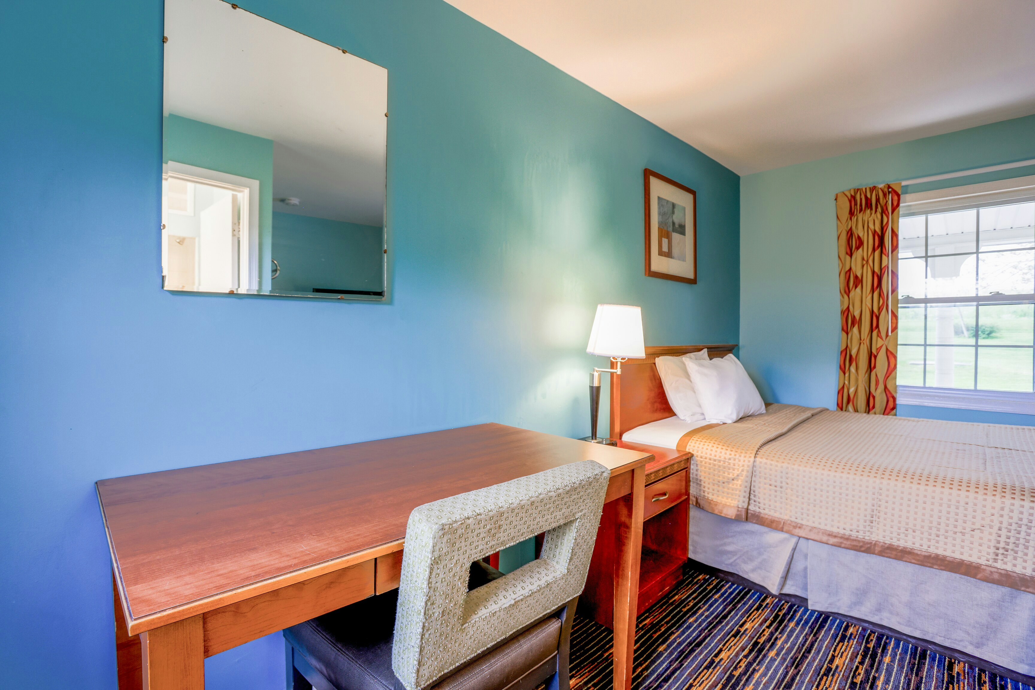 غرفة بسرير كينج لغير المدخنين، Relax Inn By OYO Natural Bridge I-81 6/8