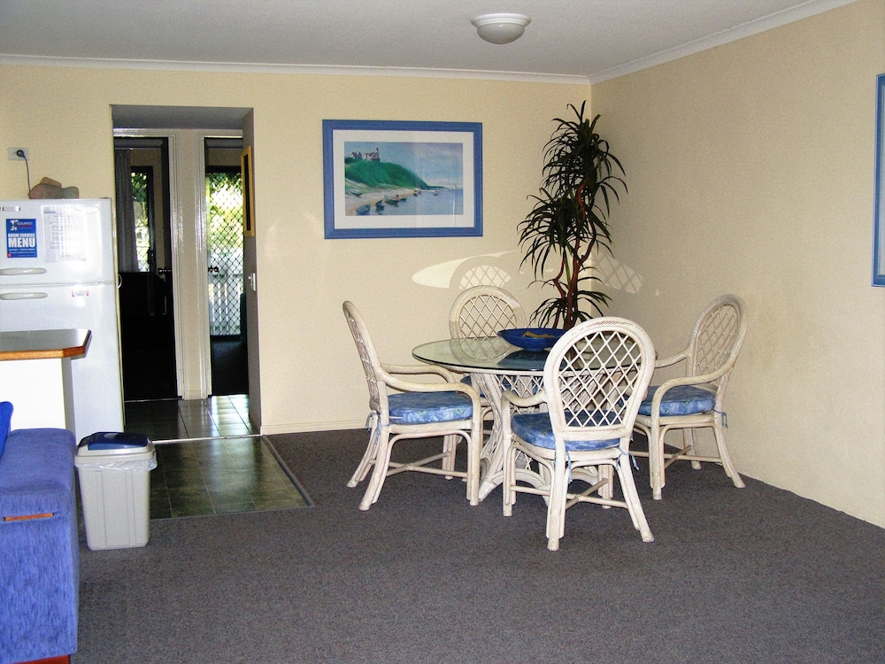 NOOSA KEYS RESORT 50/64