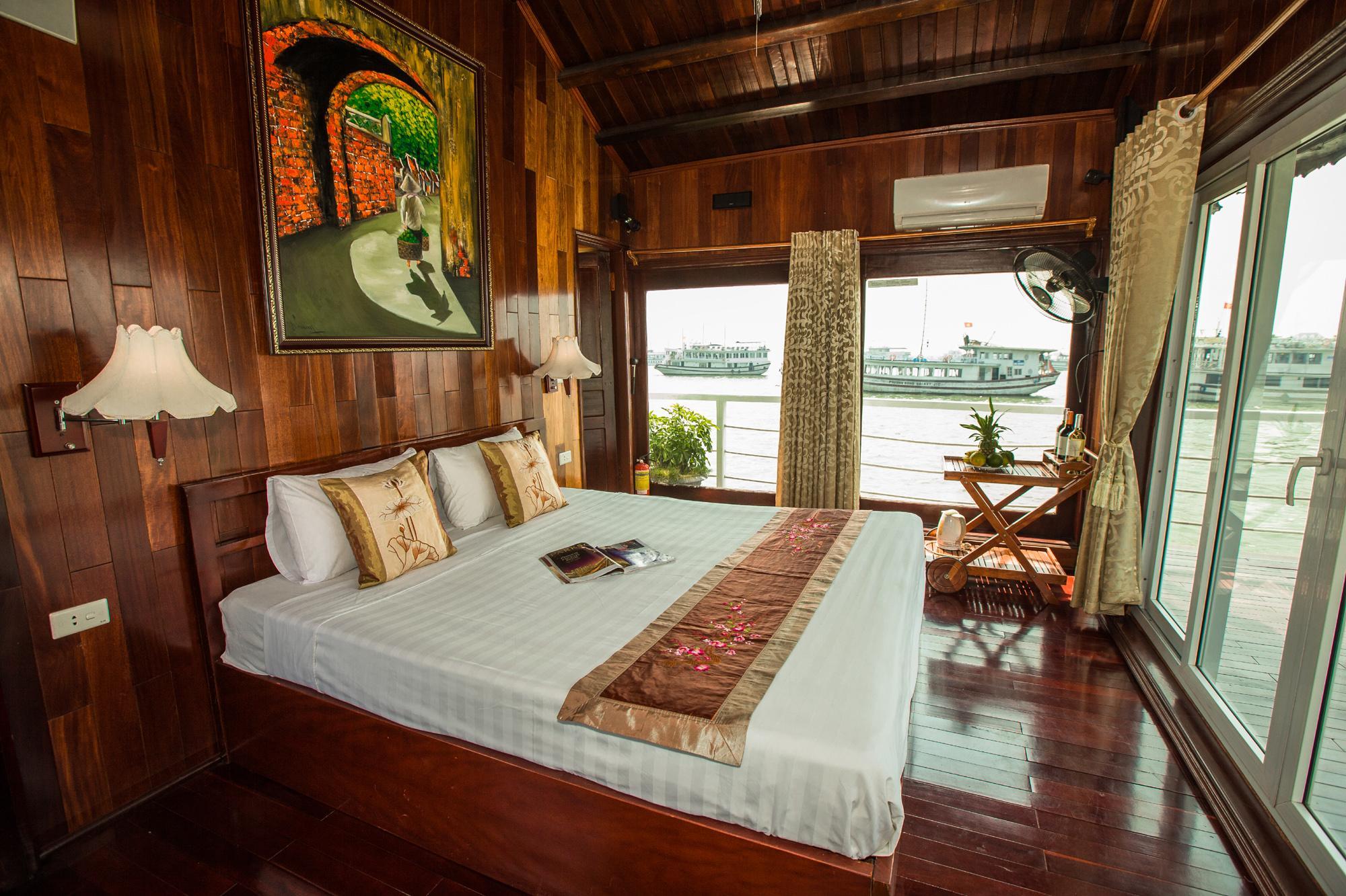 Suite, Double Bed, Royal Palace View, Balcony