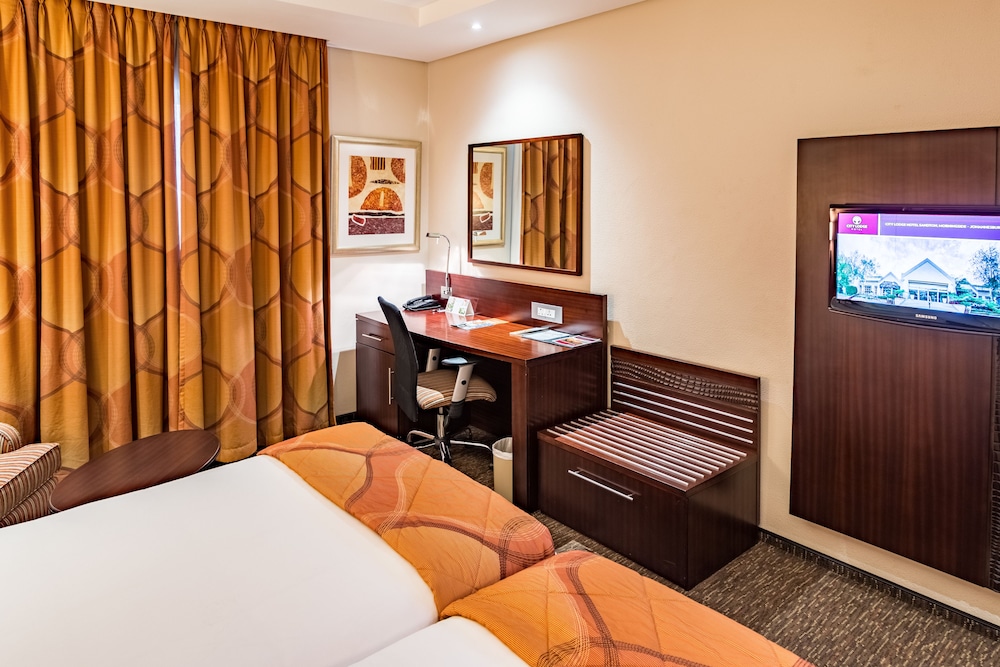 City Lodge Hatfield 19/35