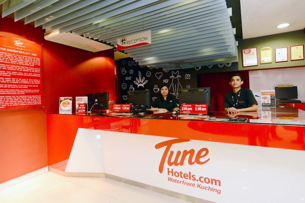 Lobby at Tune Hotel Waterfront Kuching, KUCHING