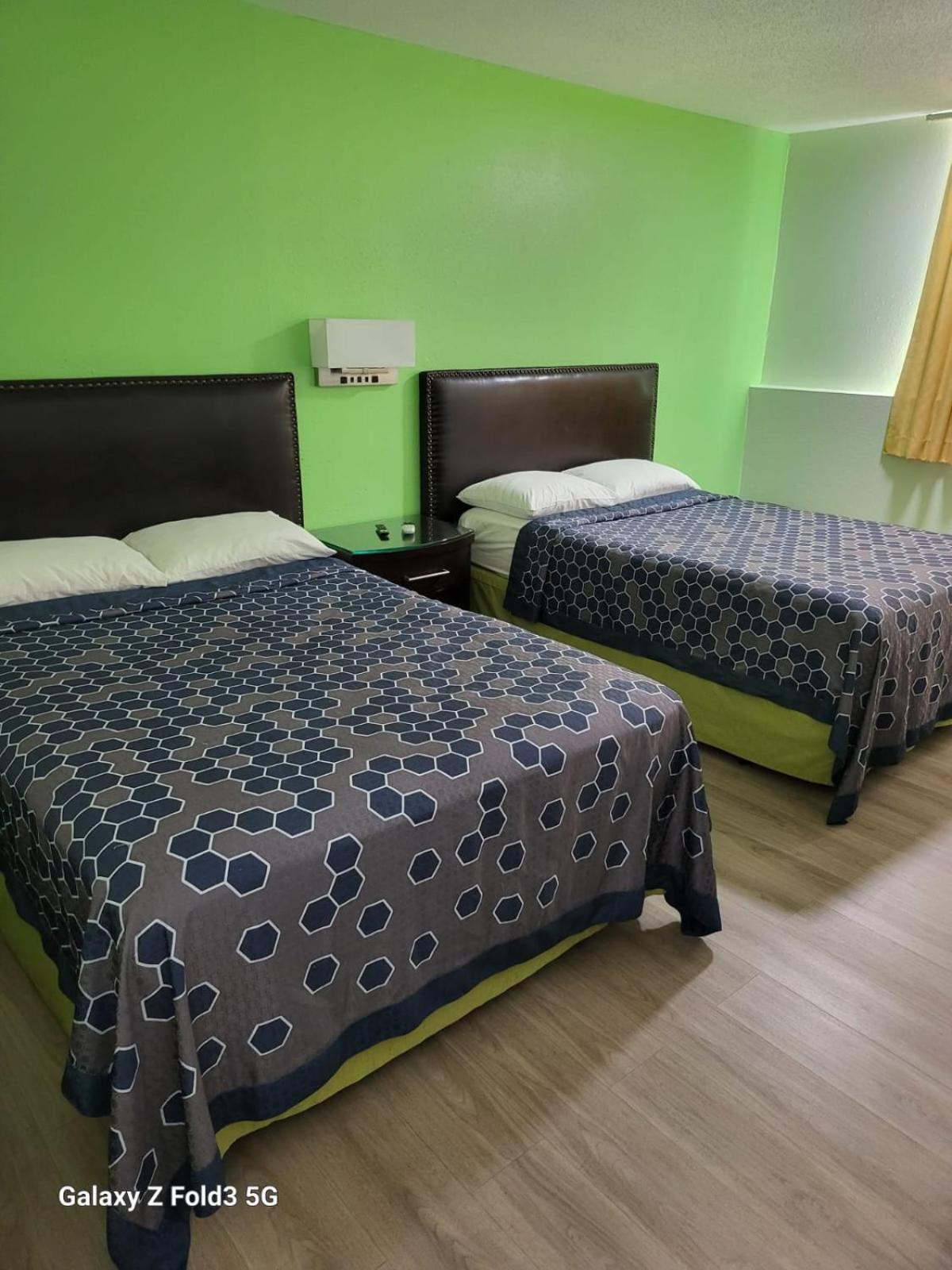 Room, 2 Queen Beds