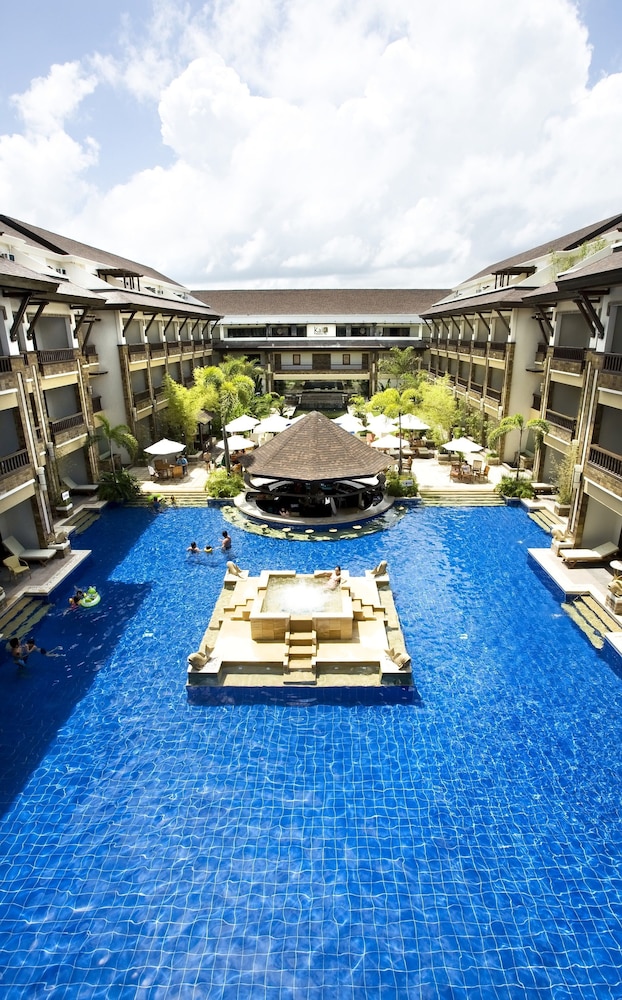Henann Regency Resort & Spa 66/75