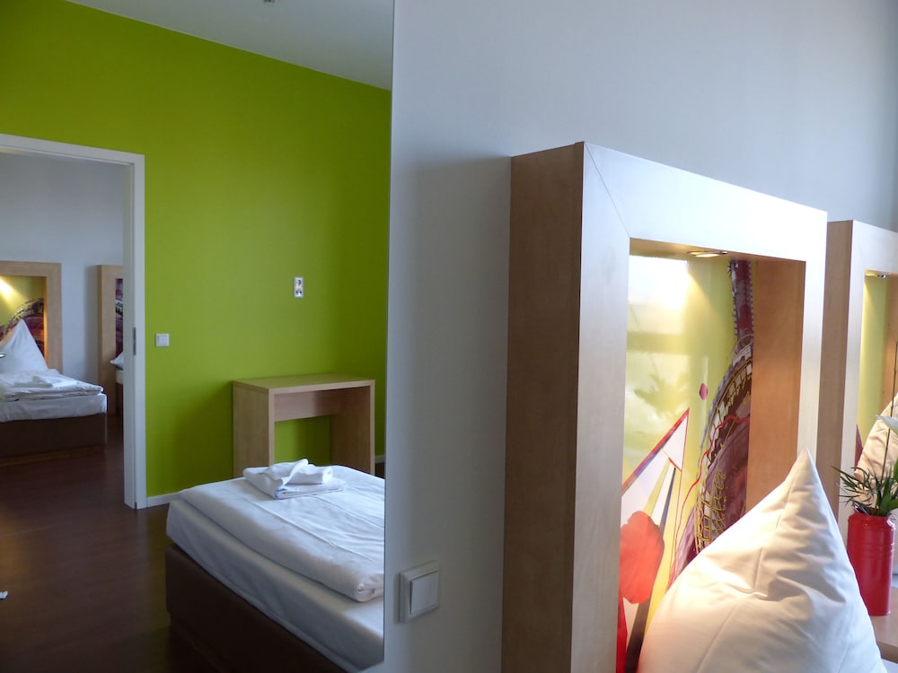 H Hotel 4 Youth Berlin Mitte 19/64