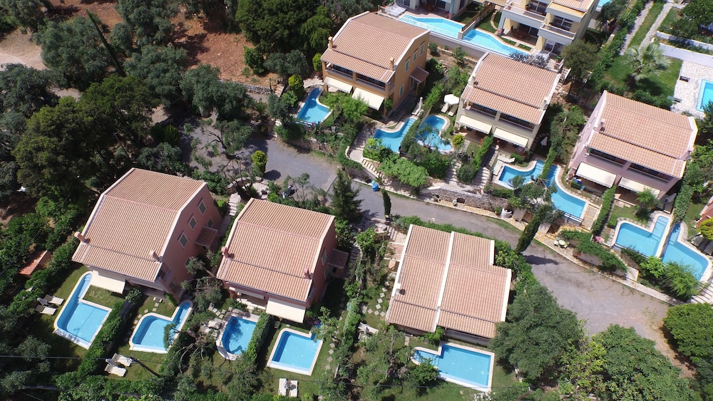 Barbati Bay Apartments in Barbati