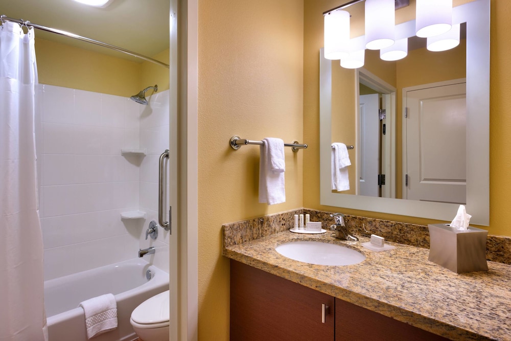 Towneplace Suites By Marriott Dickinson 9/47