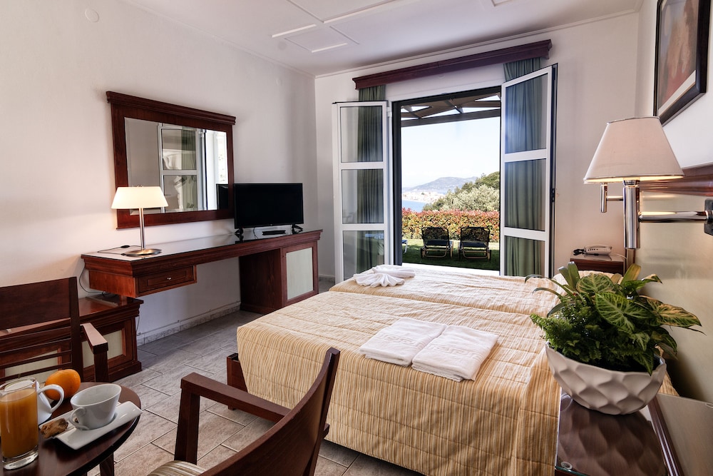 Arion Hotel Samos 23/63