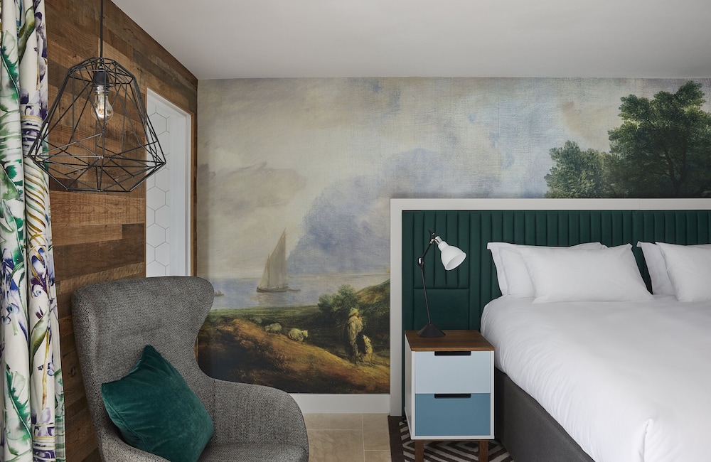 HOTEL INDIGO BATH 30/84