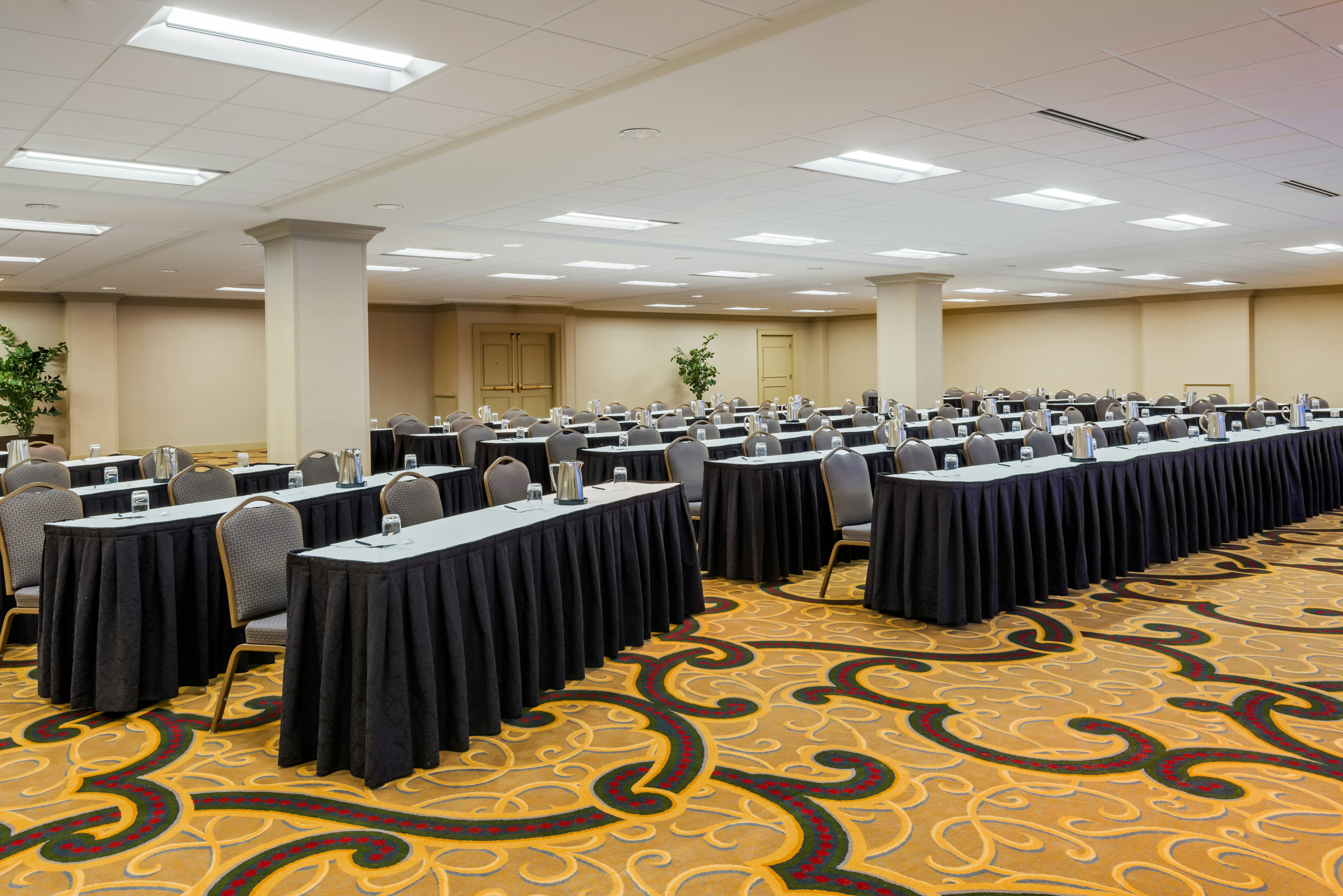 Hilton Indianapolis Hotel & Suites 37/45