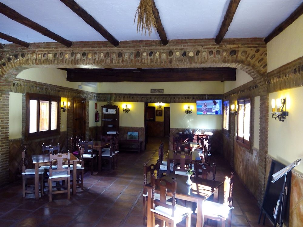 Hotel Hospederia Las Buitreras 60/70