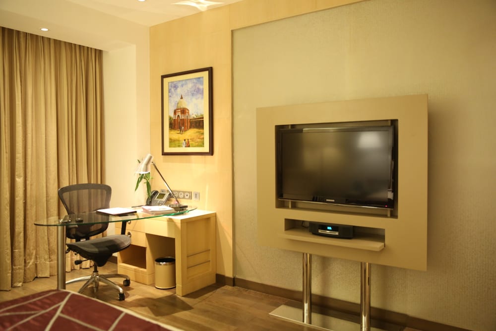 CROWNE PLAZA GREATER NOIDA 62/78